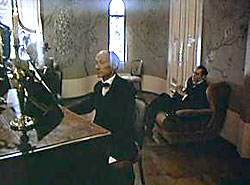 Кадр из фильма Золотая цепь по роману Александра Грина