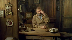 Кадр из фильма Бегущая по волнам, 2007