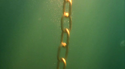 Кадр из фильма Бегущая по волнам, 2007